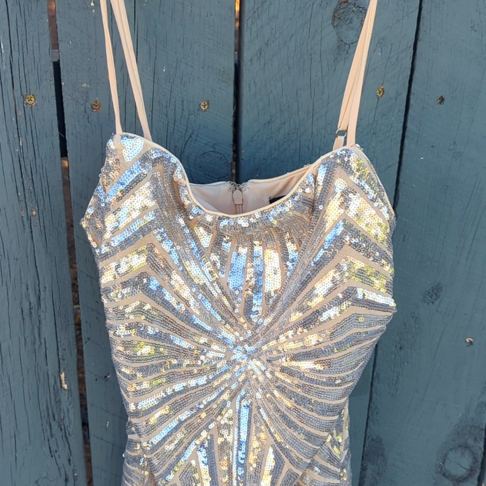 Lulus Lost In Your Eyes Silver Sequin Bodycon Mini Dress